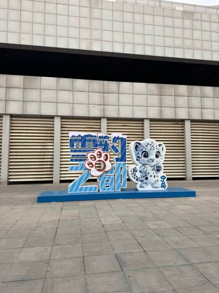 0EQ28224x92hv4n9y680D_W_800_10000_Q70